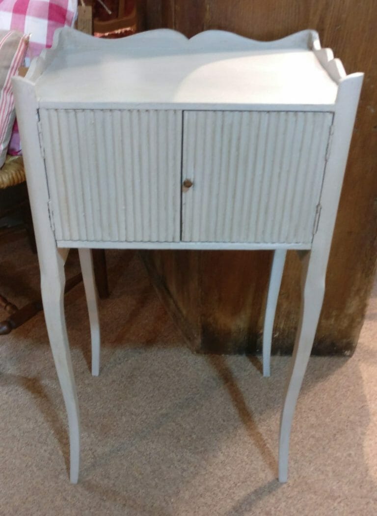 Single French bedside cabinet