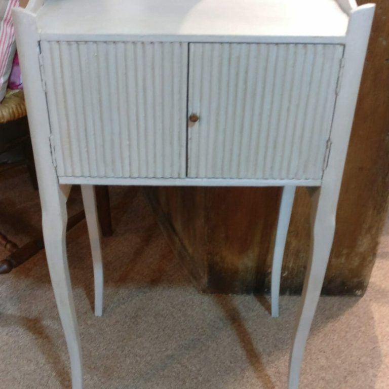 Single French bedside cabinet