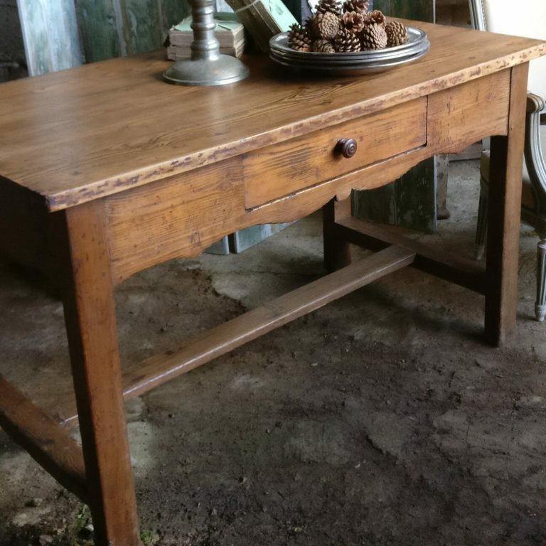 Provencal pine side table/desk