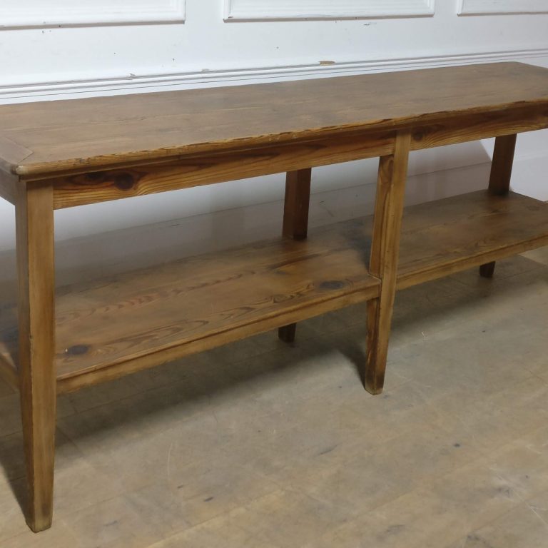 Italian pitch pine draper's table