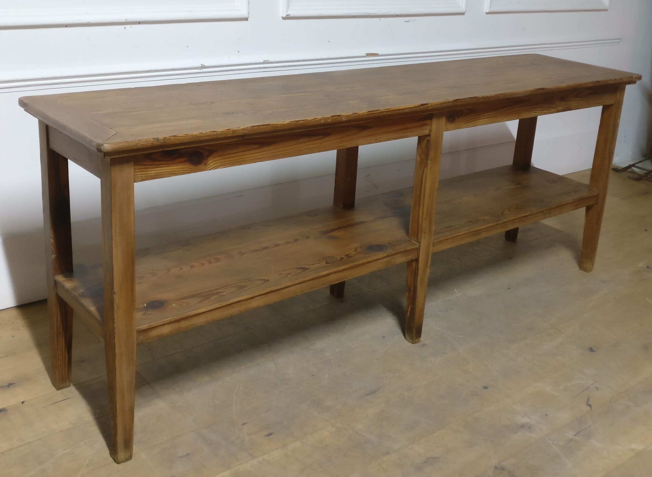 Italian pitch pine draper's table