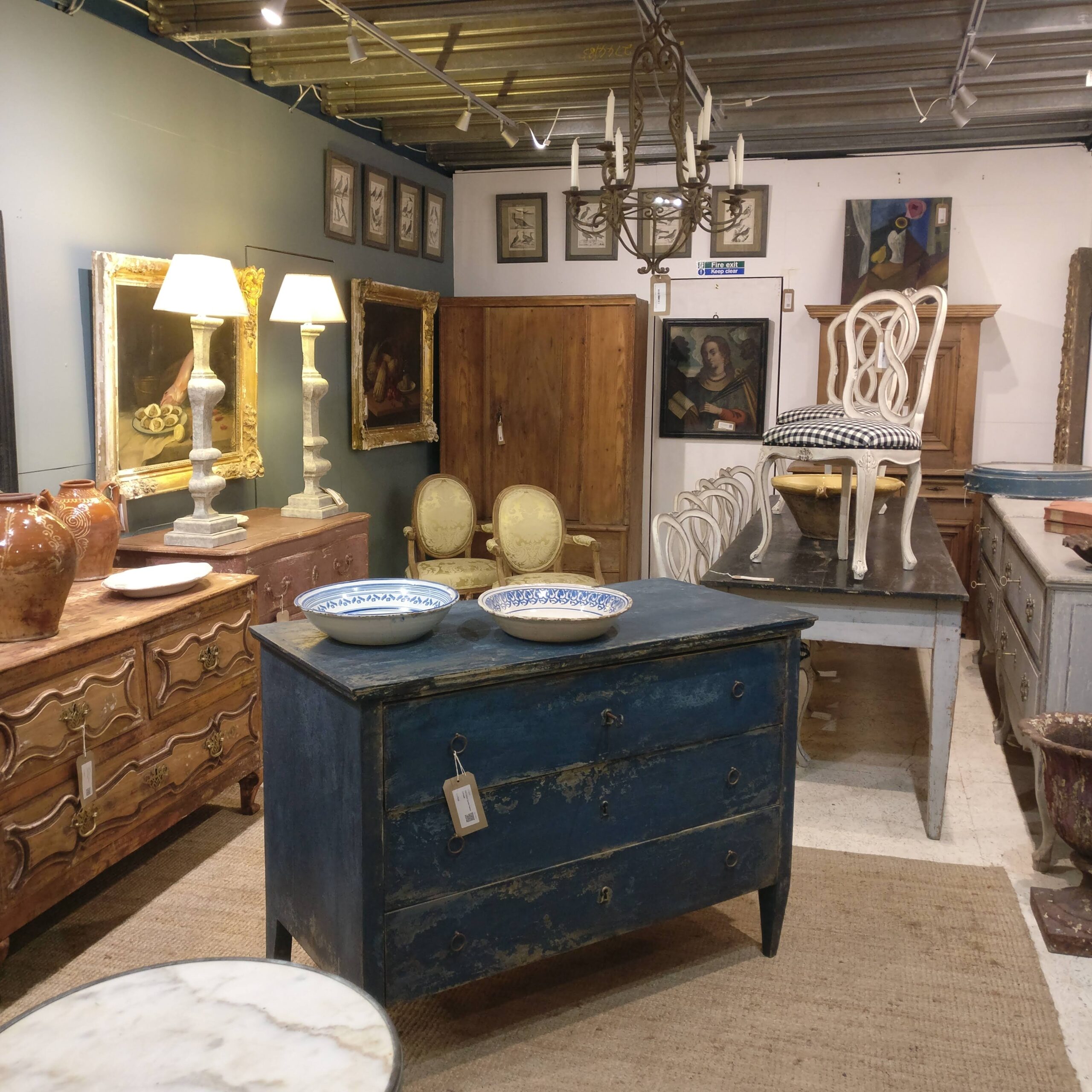 Spanish blue painted commode